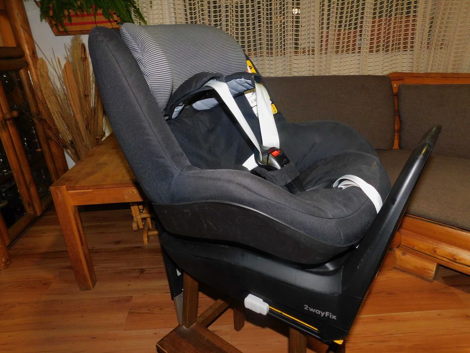Scaun auto Maxi Cosi 2Way * 0-18 Kg + baza Isofix * scaun reversibil