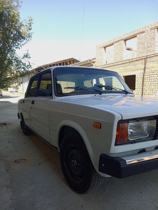 Vaz 2105 Pasadkada  AFORMITGA sotiladi