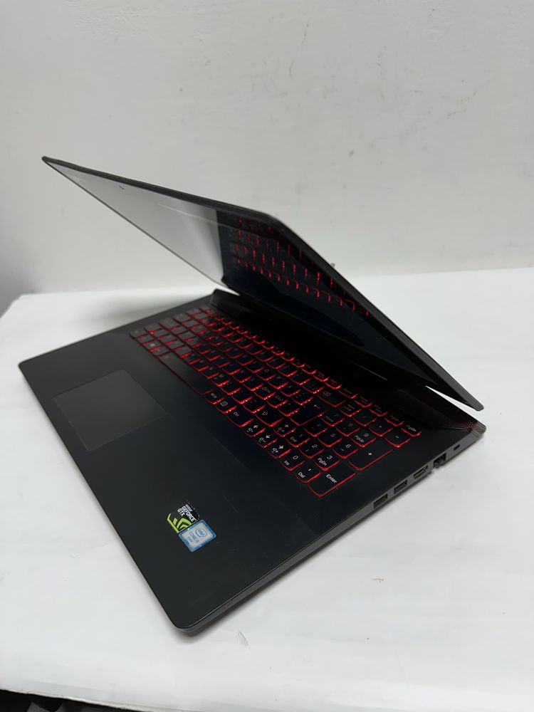 Gaming Lenovo Ideapad Y700-15ISK/Core I5-6300HQ/ GTX960M 4GB/ 8GB RAM