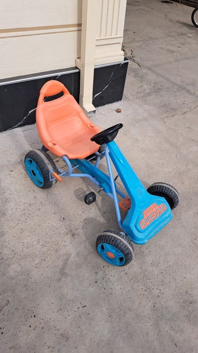 4 gildirakli bolalar velomashinasi juda ajoyib narsa..