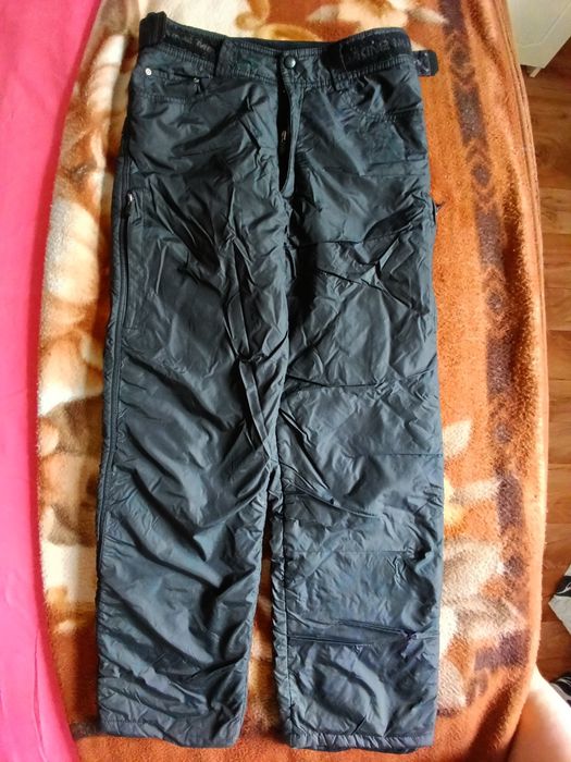 Продам теплые брюки на синтепоне