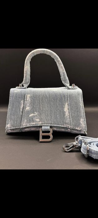 Уникални модели чанти Balenciaga