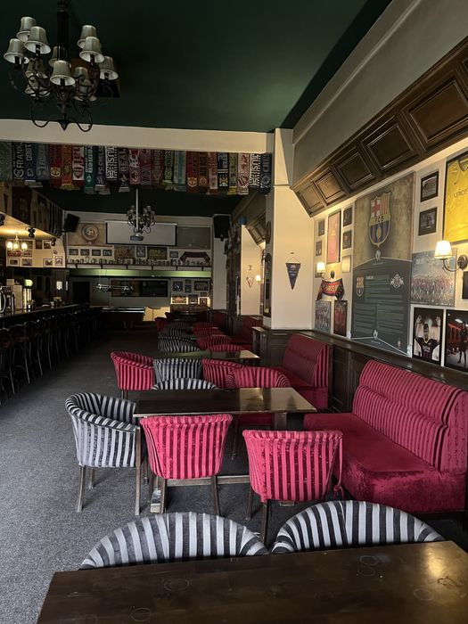 Vand afacere la cheie Champions Pub
