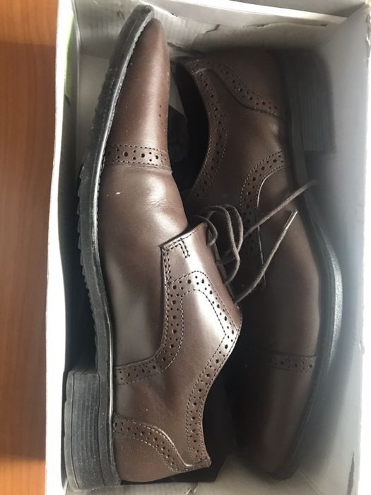 Pantofi din piele