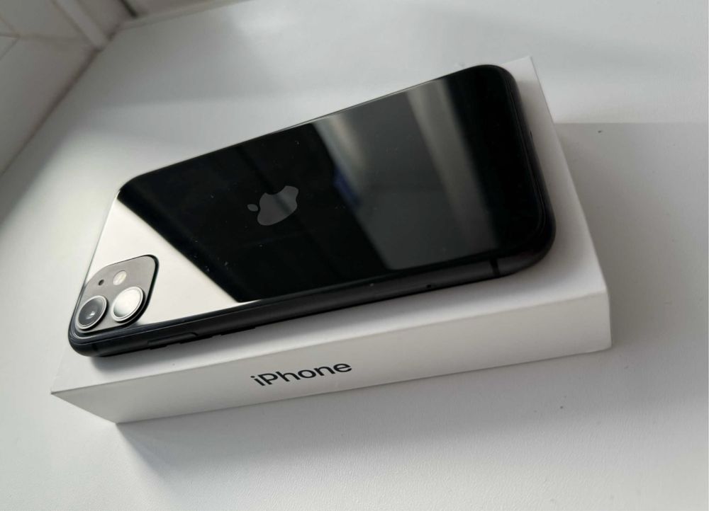 Продам iPhone 11 128гб