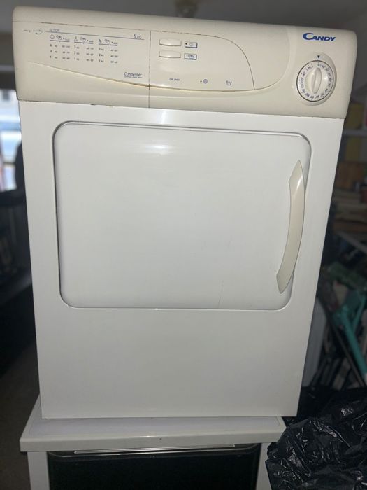 Продавам сушилня Candy