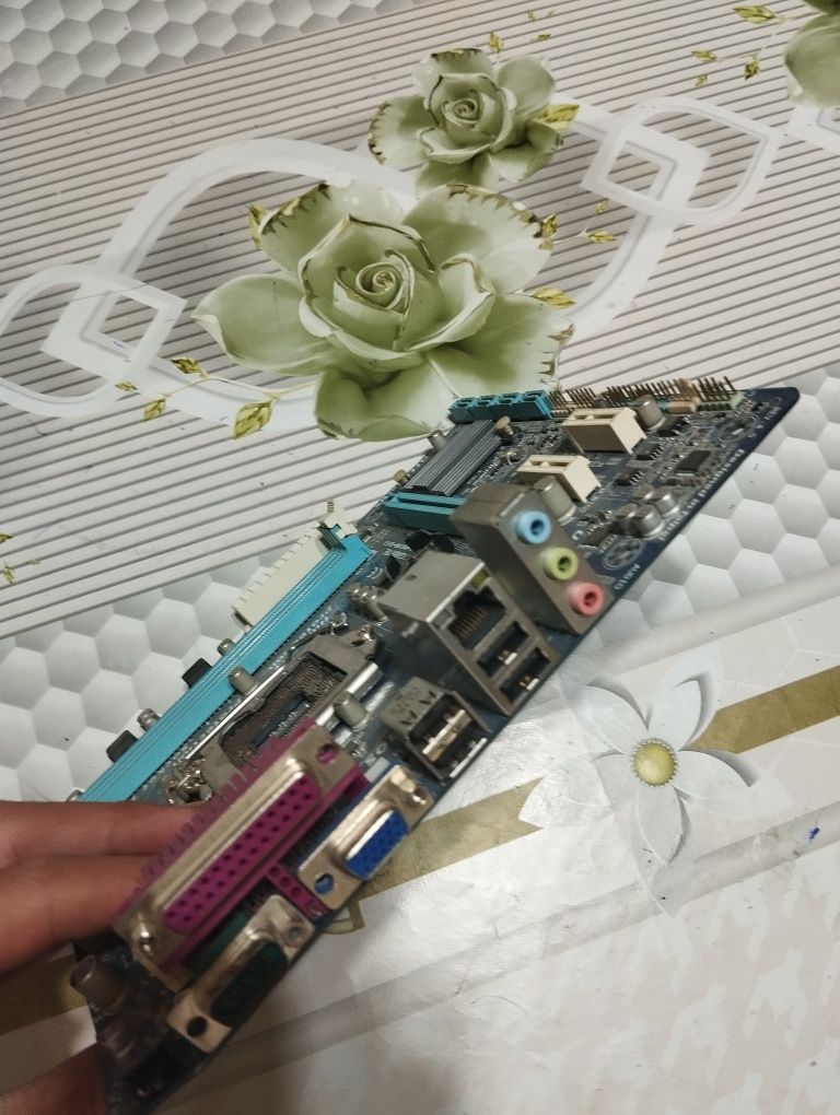 H61 plata Gigabayt 1155 soket
