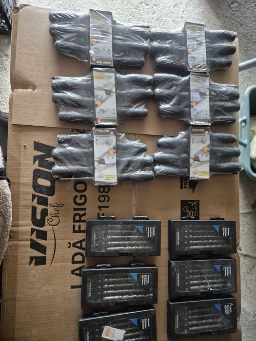 șurubelnițe si burghie