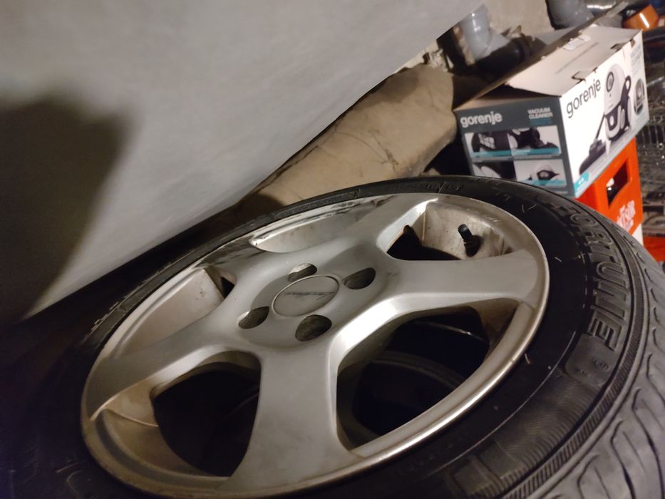 Urgent! Vând Fiat Punto S pentru piese