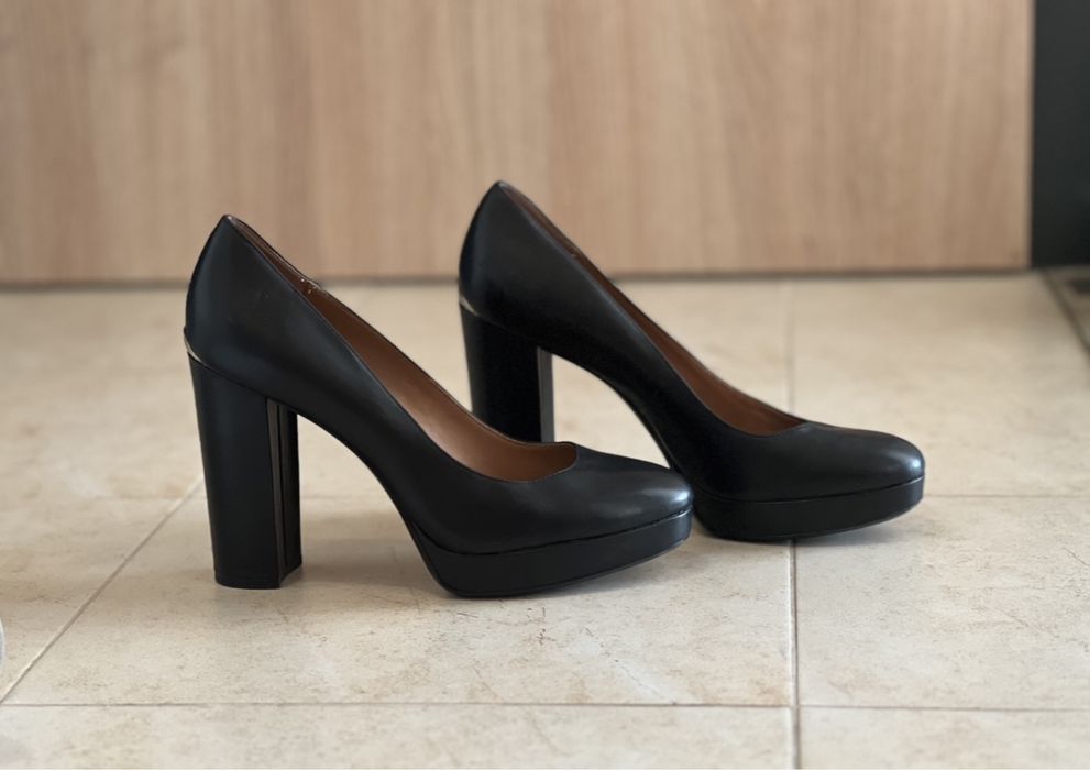 Кожени обувки Calvin Klein 40номер