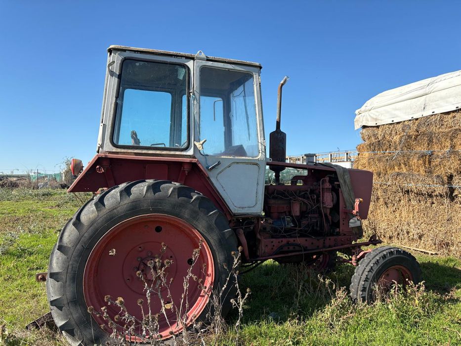 Vând tractor belarus