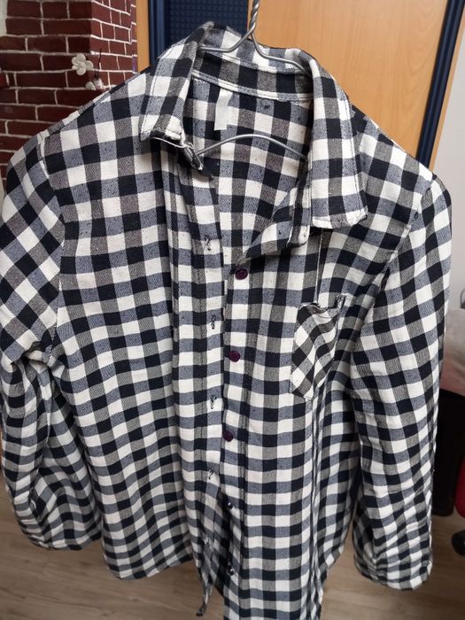 Vând cămașă de dama mărimea S