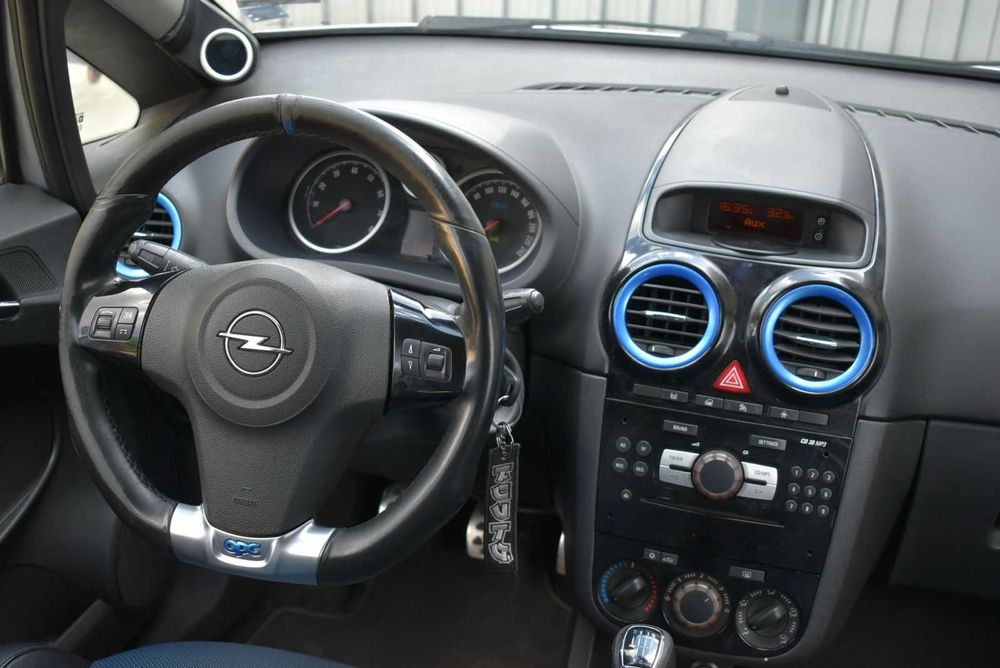 Opel Corsa D OPC