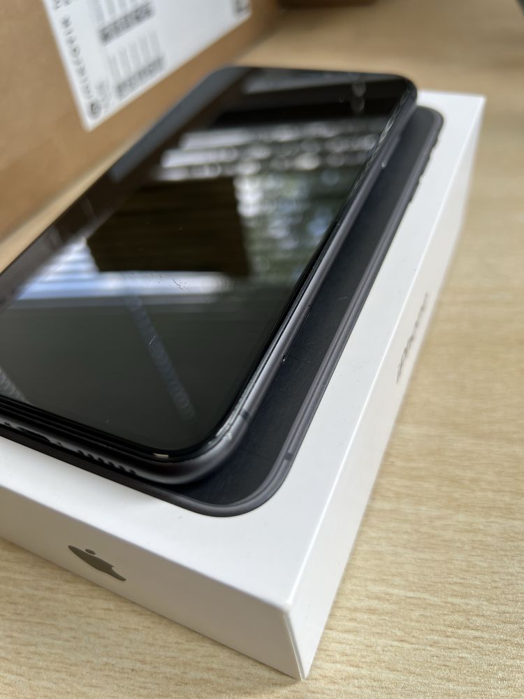 Iphone 11 128gb нова батерия