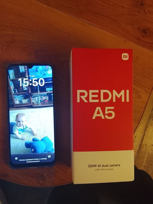 Продам телефон .