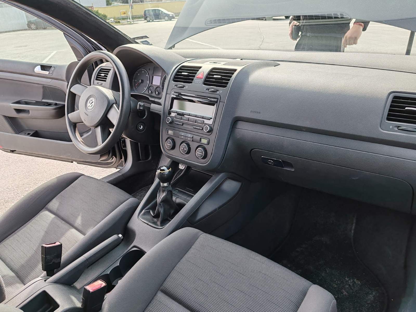Golf 5 1.9 tdi 105 коня