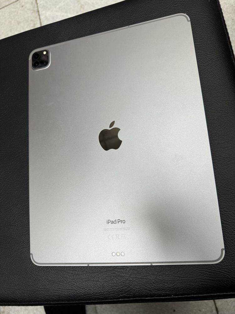 Apple iPad Pro 12.9” (6th gen, 2022) с чип M2