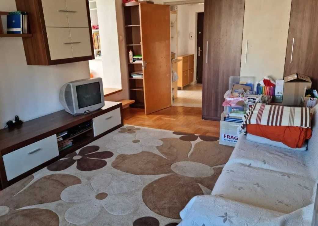 Дава се под наем Двустаен апартамент в Пловдив, Старият град - 65 кв.м за 270.3 € - Снимка #1