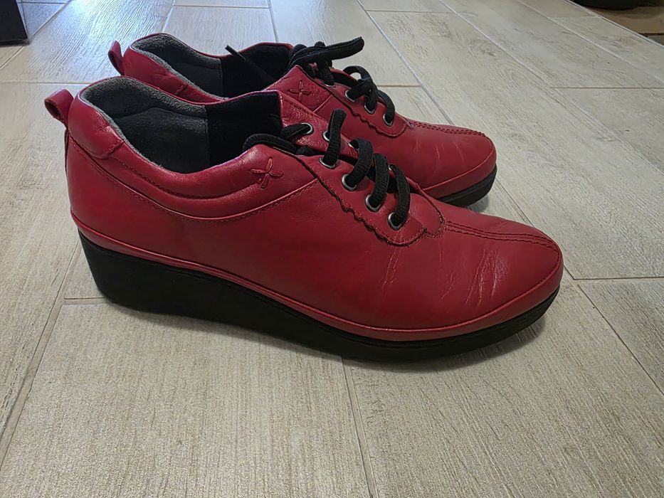 Червени кожени обувки Stillo