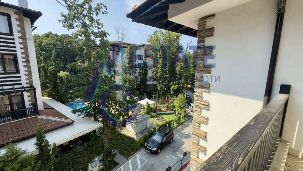 Просторен и светъл двустаен апартамент с югоизточно изложение в