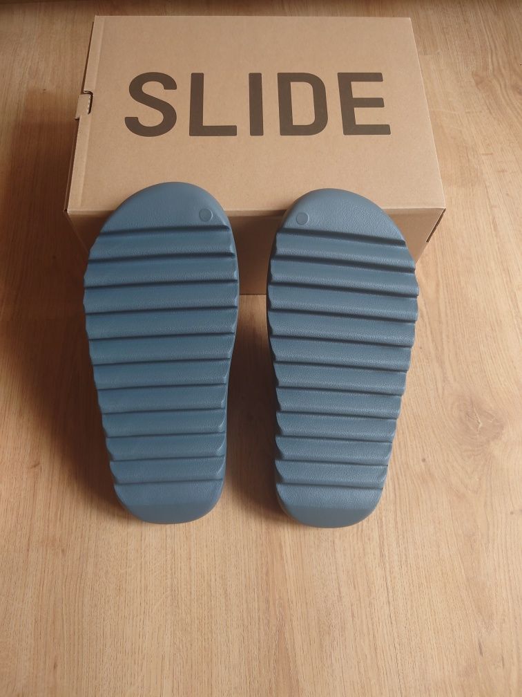 Yeezy Slides Slate Marine