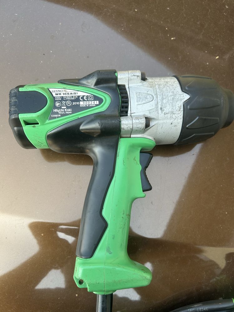 Masina de însurubat Hitachi WR 16 SA model profesional