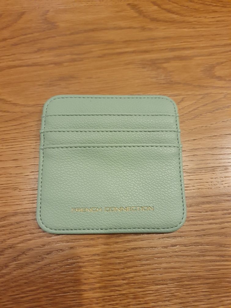 Катртодържач / Cardholder French Connection