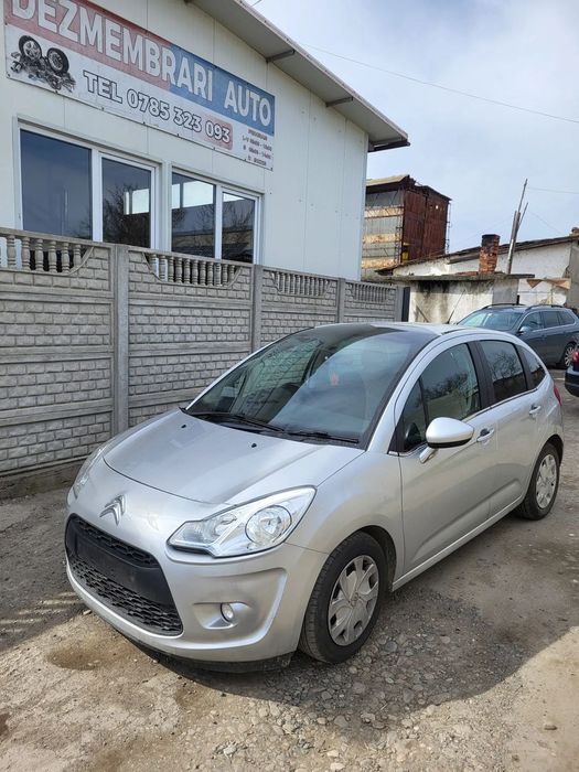 Bara fata /Capota/Faruri/Aripa stanga-dreapta/Trager CITROEN C3 AN 2011 1.6 HDI