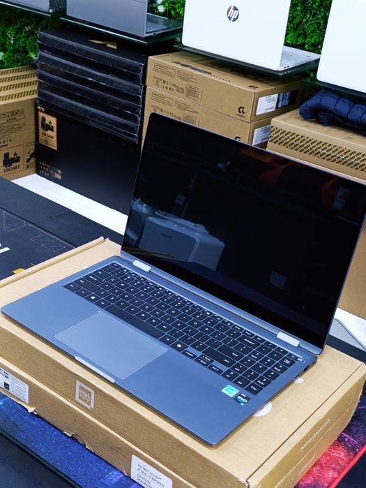 Samsung Galaxy BOOK4.  X360°