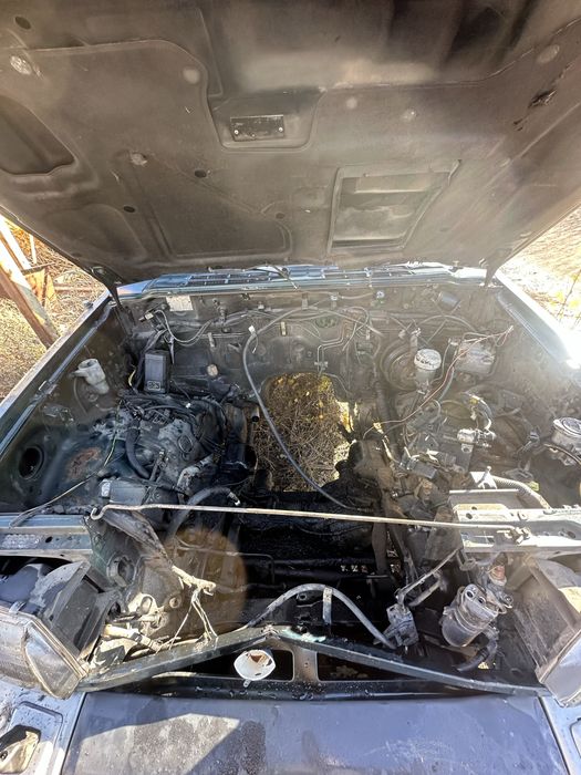 Паджеро 2.5 на части