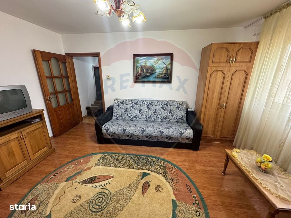 Apartament cu 2 camere de inchiriat-zona Cora