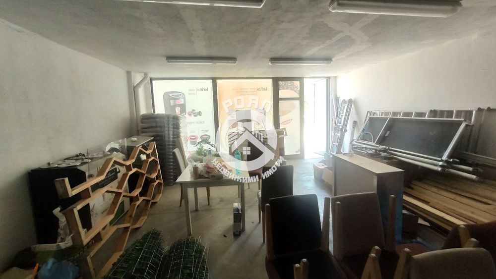 Дава се под наем Магазин в Пловдив, Каменица 2 - 72 кв.м за 881.28 € - Снимка #1