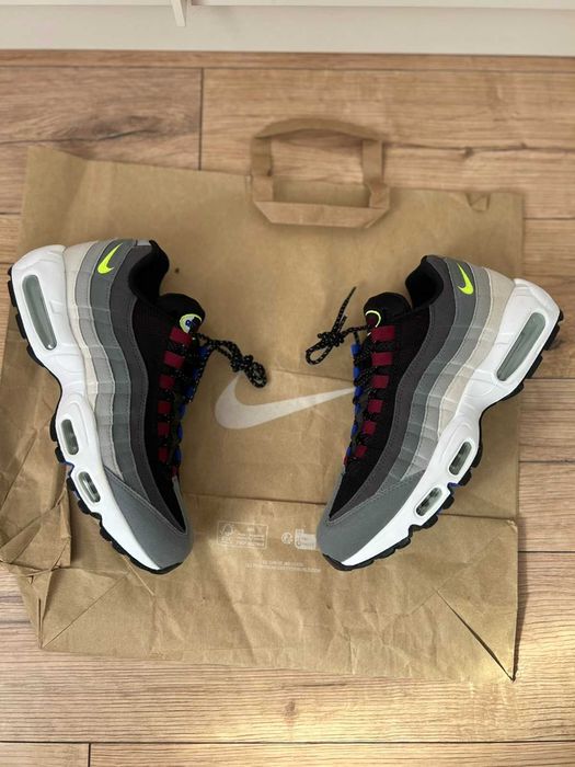 100% Оригинални Зимни NIKE AIR MAX 95 в номер 42-26.5 см Топ ЦЕНА!