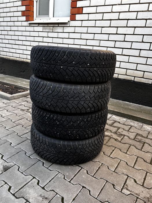 Срочно продам зимние шины