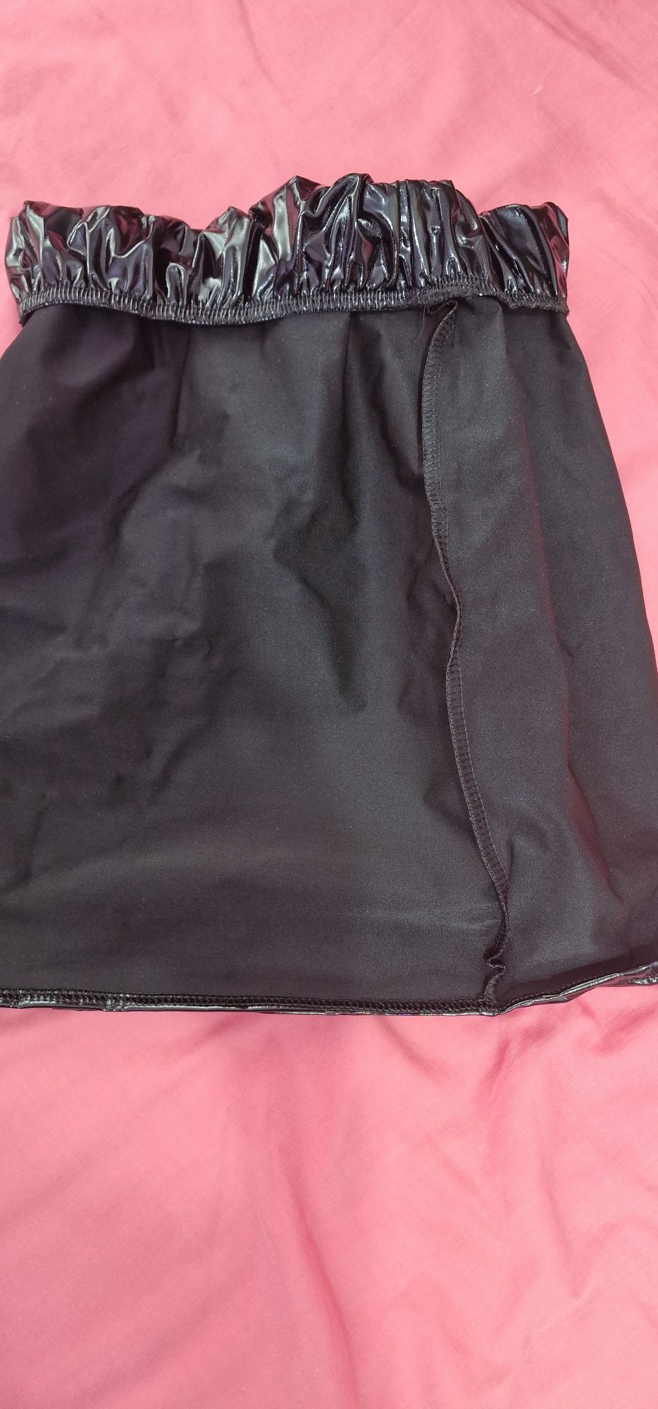 Fusta si top latex