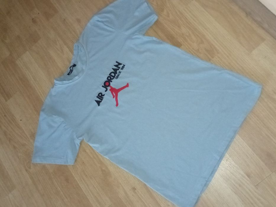 Tricou air jordan nike marimea s
