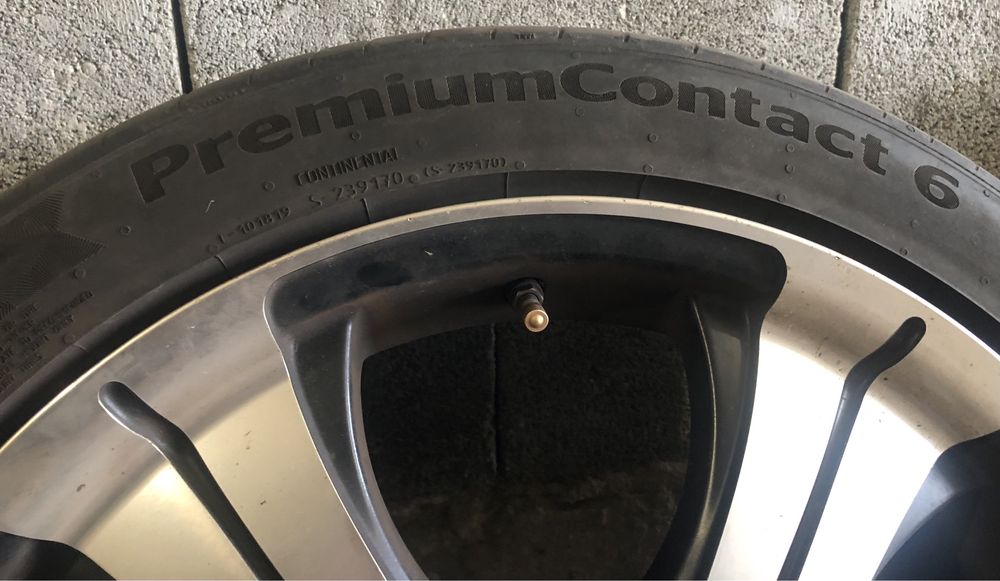 Гуми с Джанти БМВ Continental