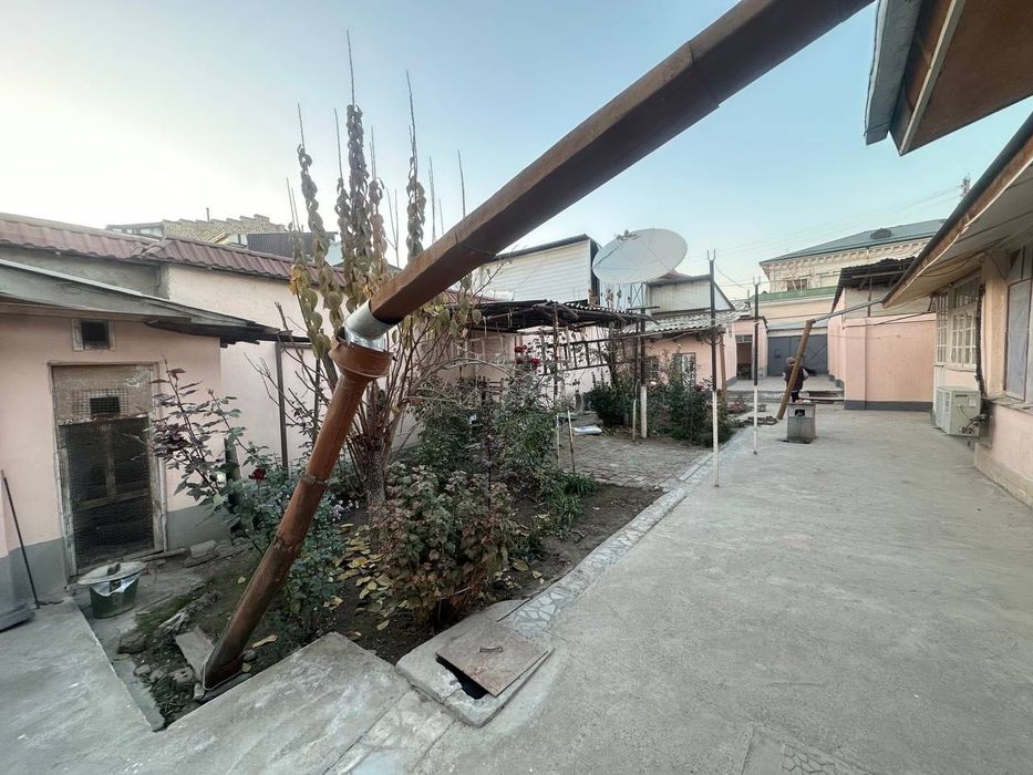 ApartmentbuildingOne