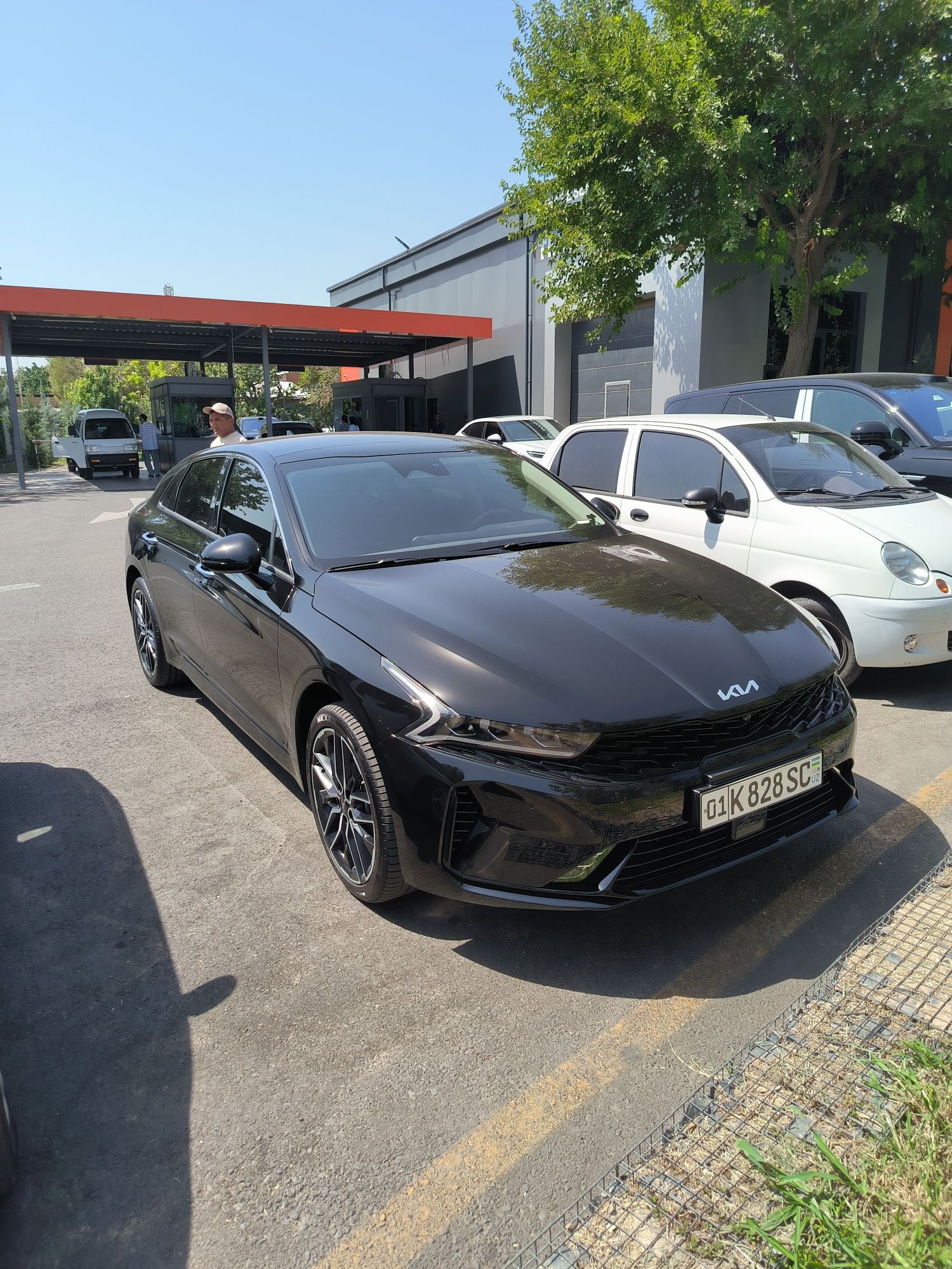 Kia K5 Premium..