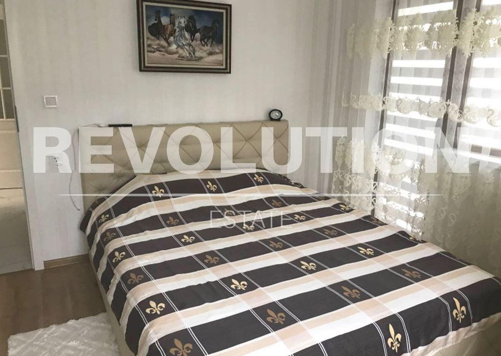 Тристаен апартамент в района на кк. Чайка!