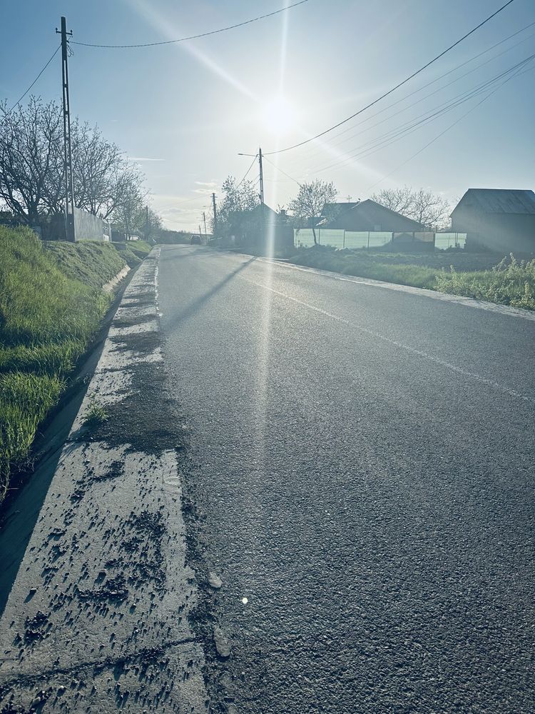 Vand loturi teren intravilan  Manastirea Doamnei gaz-apa-curent