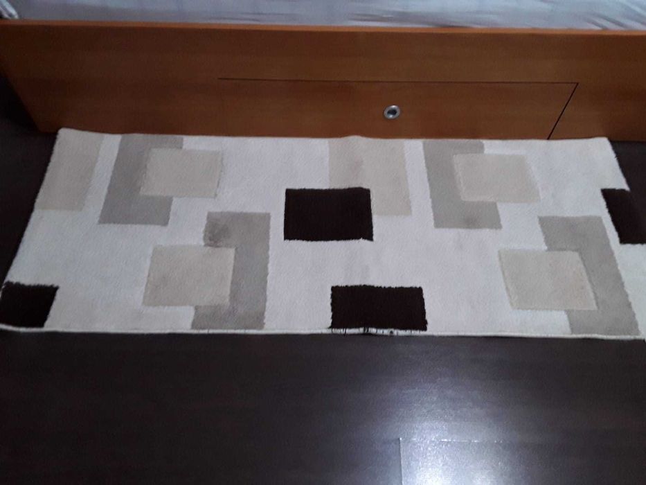 Vând Covor Dreptunghiular