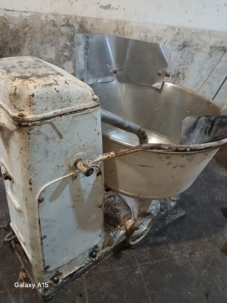 Xleb pechka kanplek mishalkasi qoliplari bilan