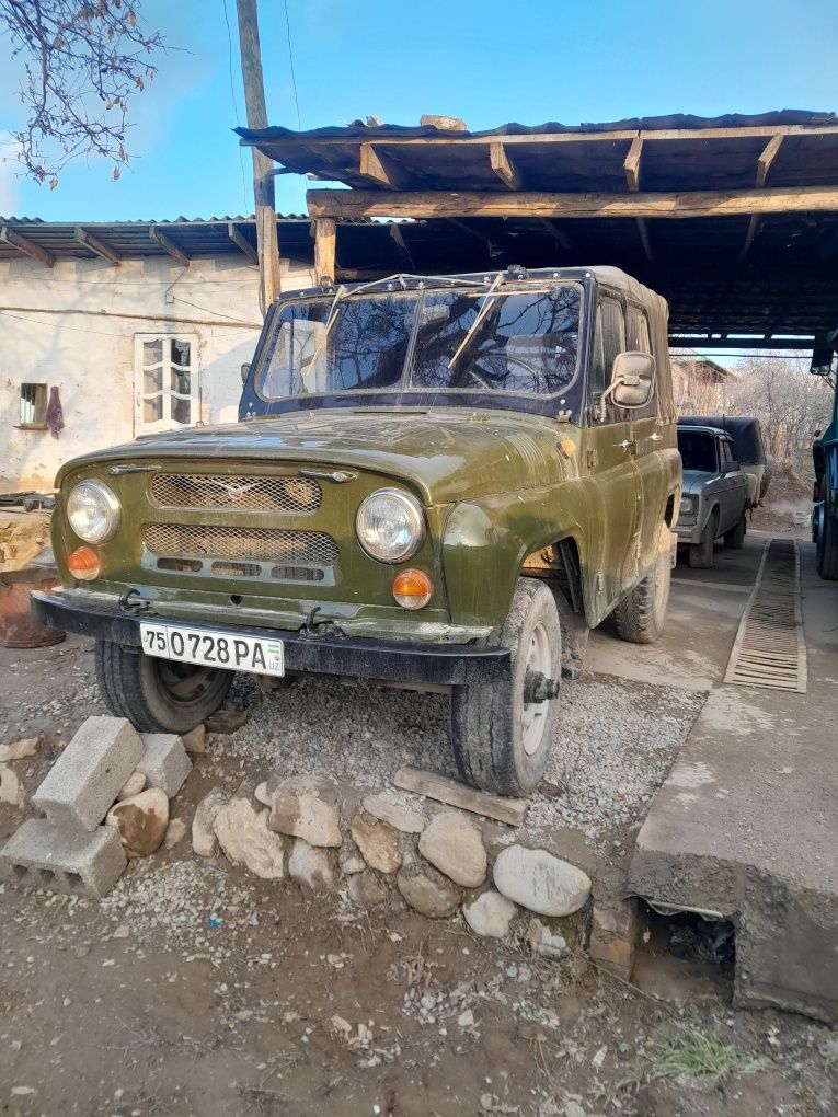 1979 yil UAZ kafolati bilan