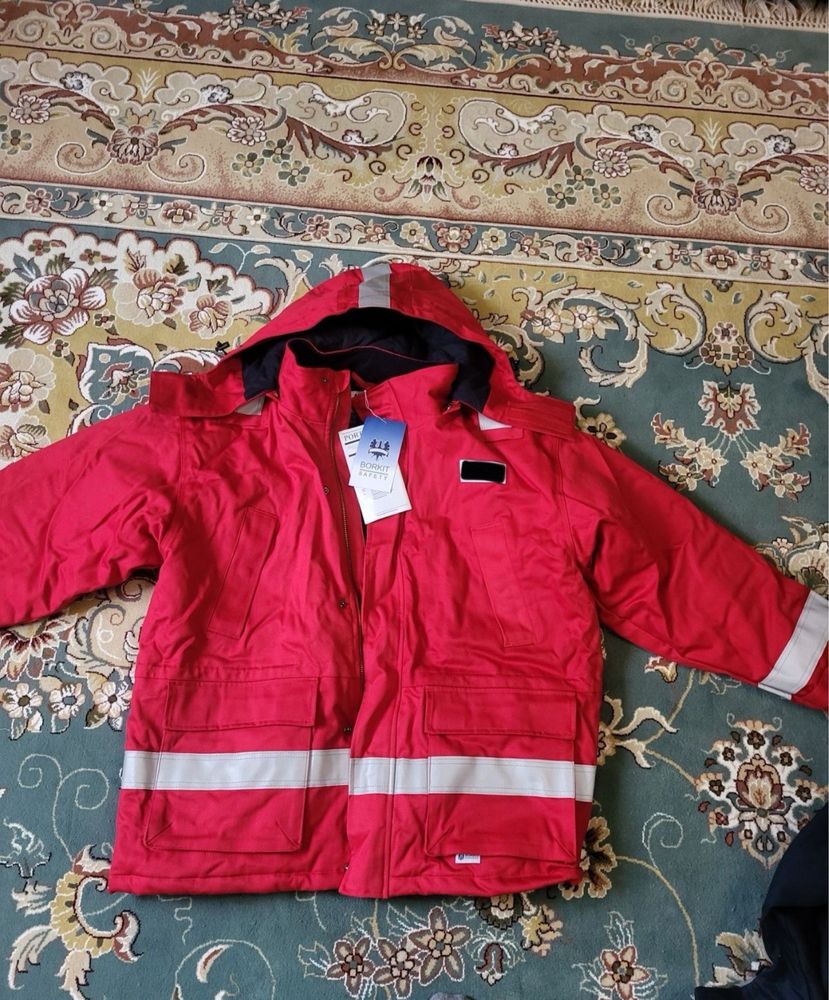 Продам спецодежду