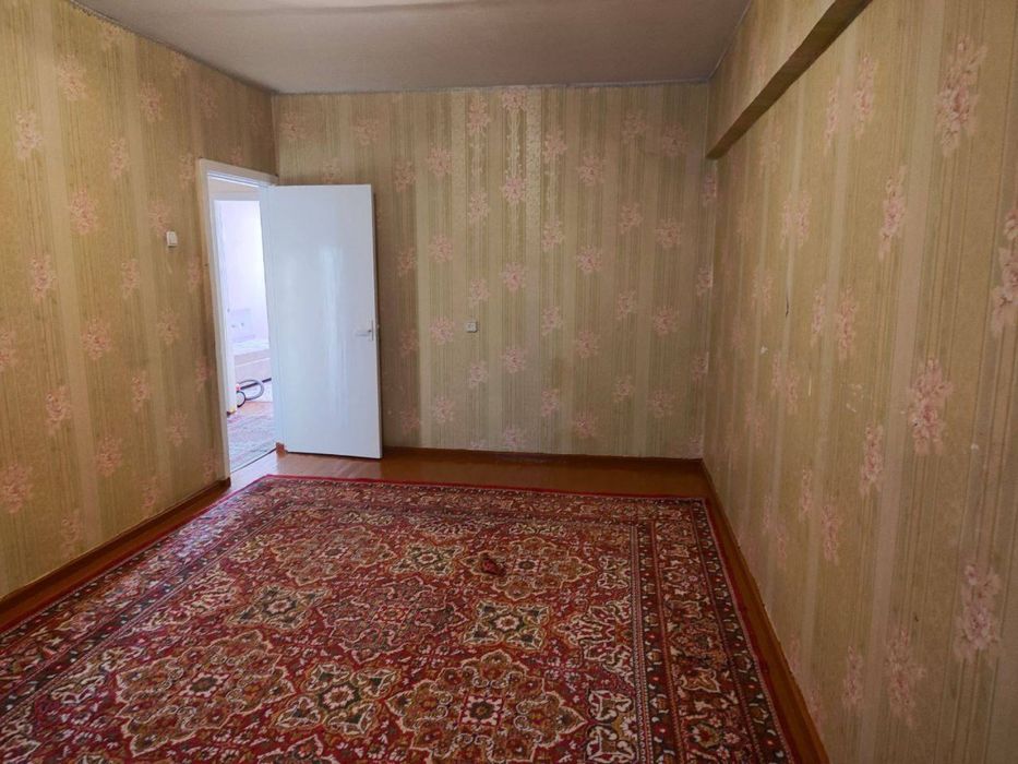 Кора камиш 2/4 оилага 3 хонали квартира тансикбоев