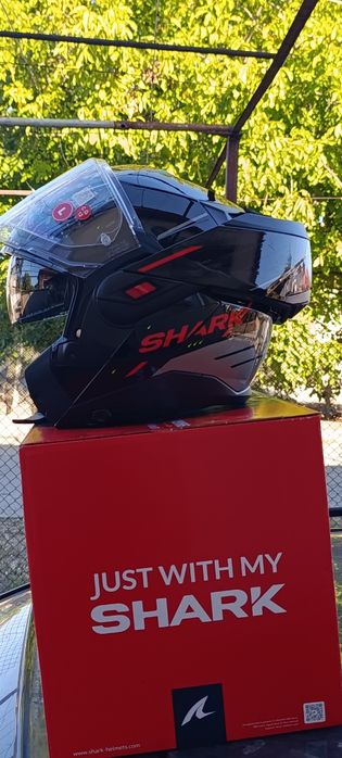 каска за мотор shark oxo