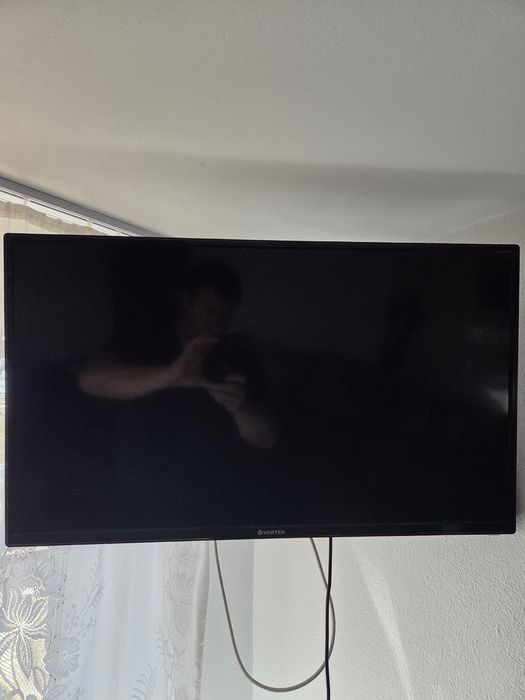 Vînd televizor vortex