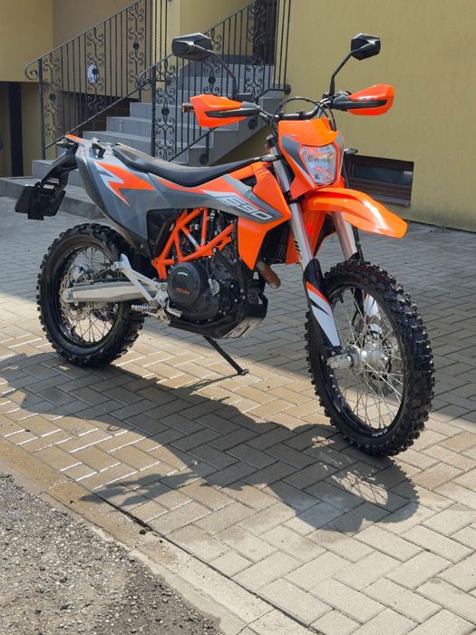 KTM 690 Enduro R – 2022 – 1.000 km – Stare perfecta – 10.500 EUR