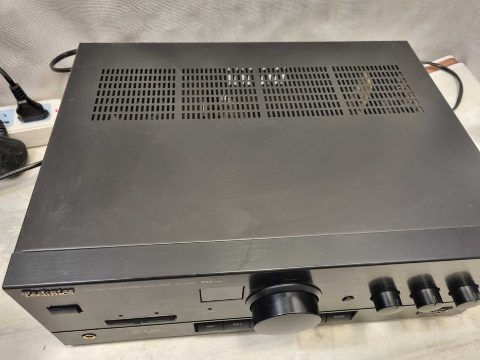 Statie amplificator Technics SU-X120 PXS cap